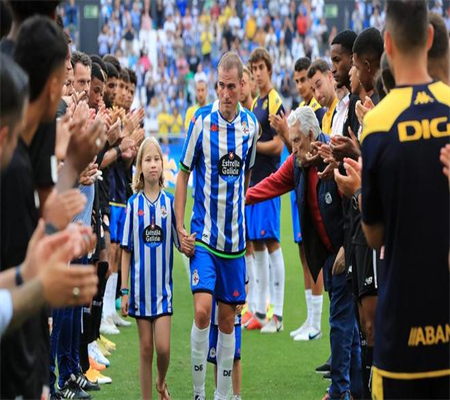 Liên Đoàn Bóng Đá Italia: Serie A Sẽ Công Khai Cuộc Trò Chuyện Giữa Trọng Tài Chính Và Var, Có Hiệu Lực Từ Mùa Giải Tới